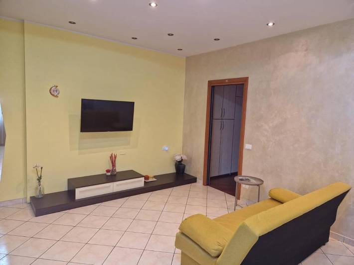 Appartamento per 5 persone, con Balcone a Merate