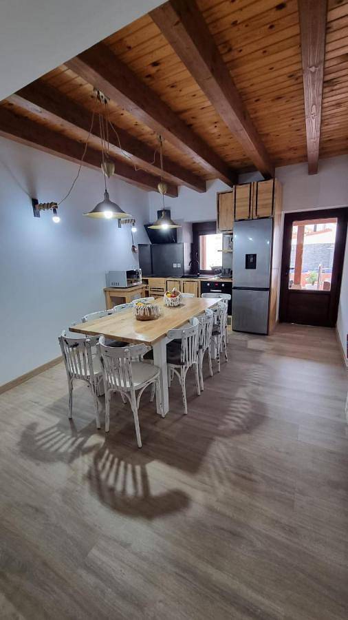 Casa rural para 12 personas, con piscina además de jardín y vistas en El Cerrato - 2