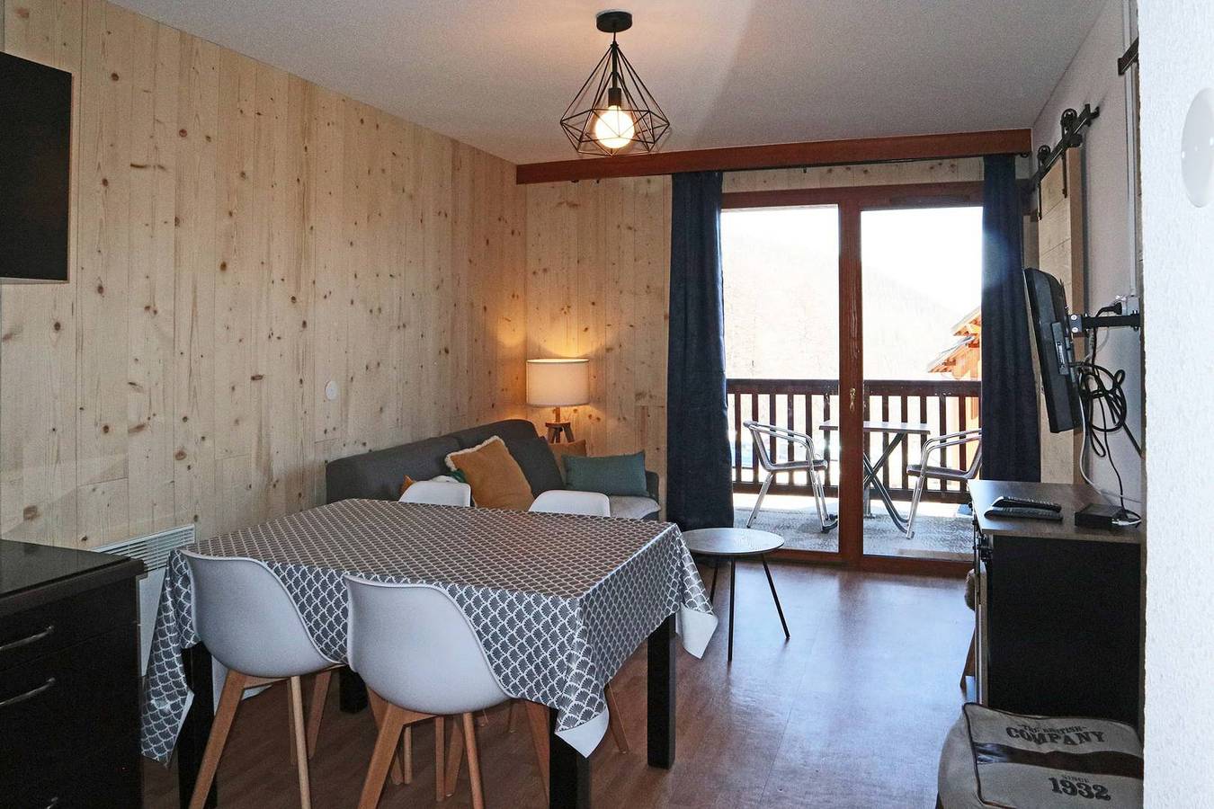 Apartamento vacacional entero, La Combe D’Or 4**** Residence in Les Orres 1800 in Les Orres, Parque Nacional de los Ecrins