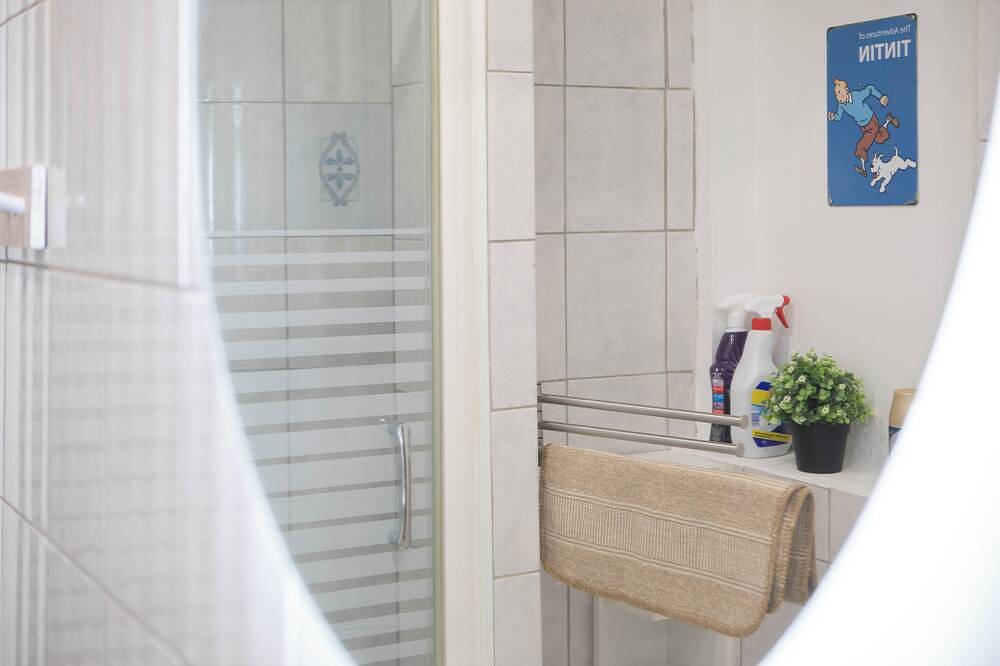 Entire apartment, L'Arkade - Gaming room. 2 people. Near main station in Mulhouse, Mulhouse region