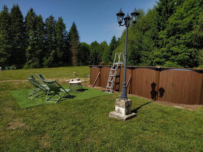 Location de vacances pour 14 personnes, avec piscine ainsi que jardin et vue à Compreignac - 2