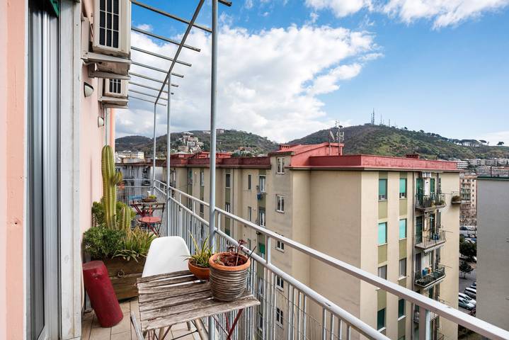 Chambre sur les montagnes avec vue sur la montagne, Wi-Fi et climatisation in Salerne, Côte Tyrrhénienne Campanie