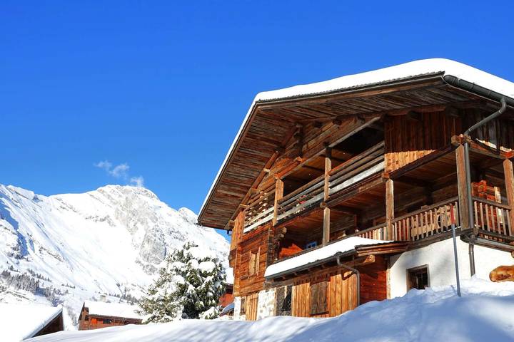 Chalet für 14 Personen, mit Balkon/Terrasse und Garten in Haute-Savoie
