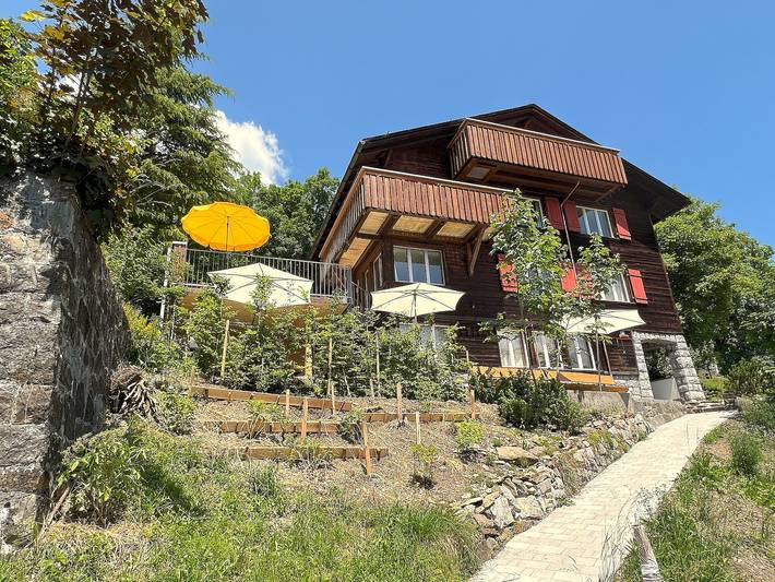 Ganze Ferienwohnung, Haus Planura Nr. 185 - 3.5 Zimmer Wohnung in Glarus Süd, Kanton Glarus