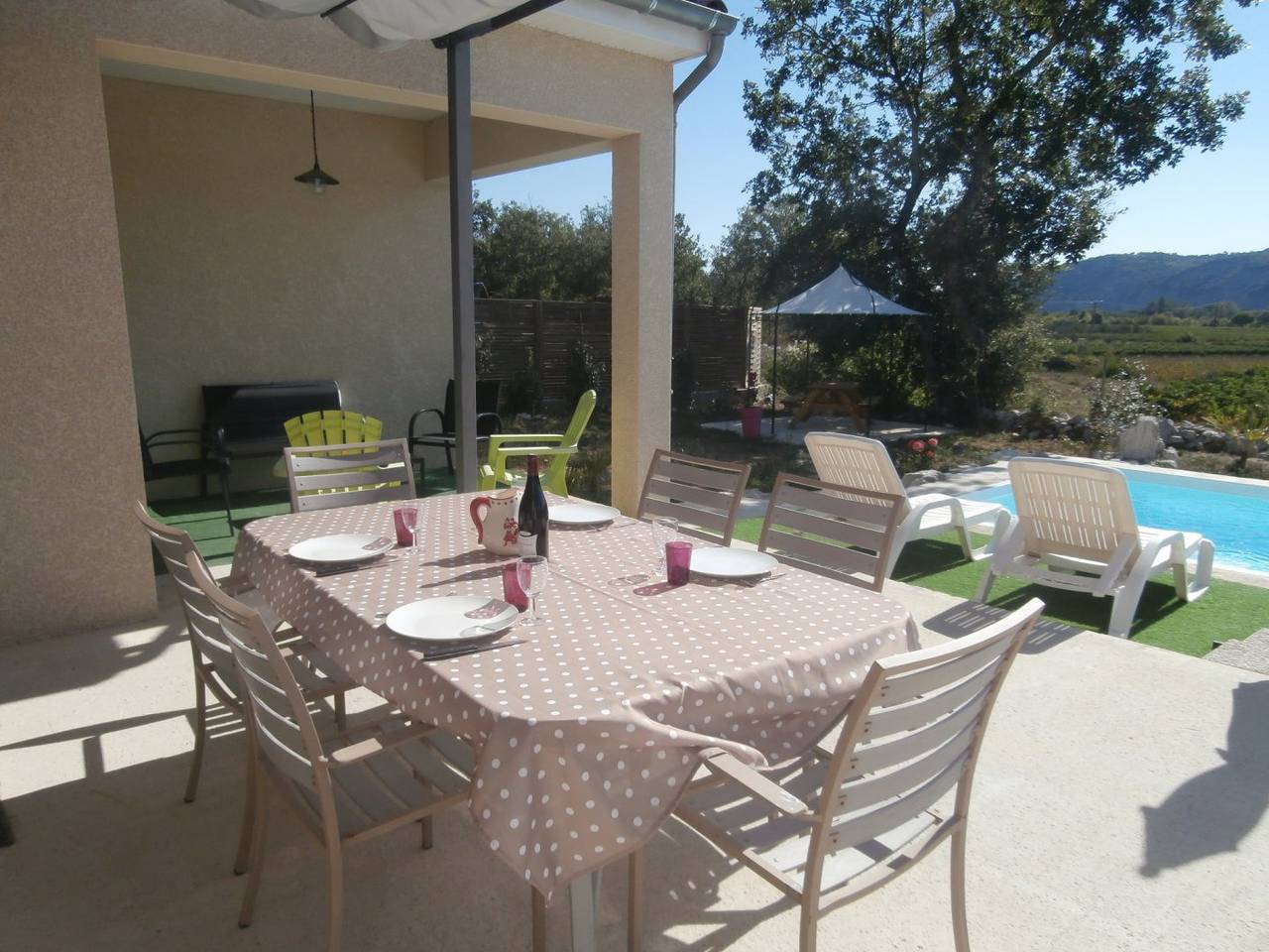 Le Clos des vignes : villa Syrah piscine privée in Saint-Alban-Auriolles, Ardèche