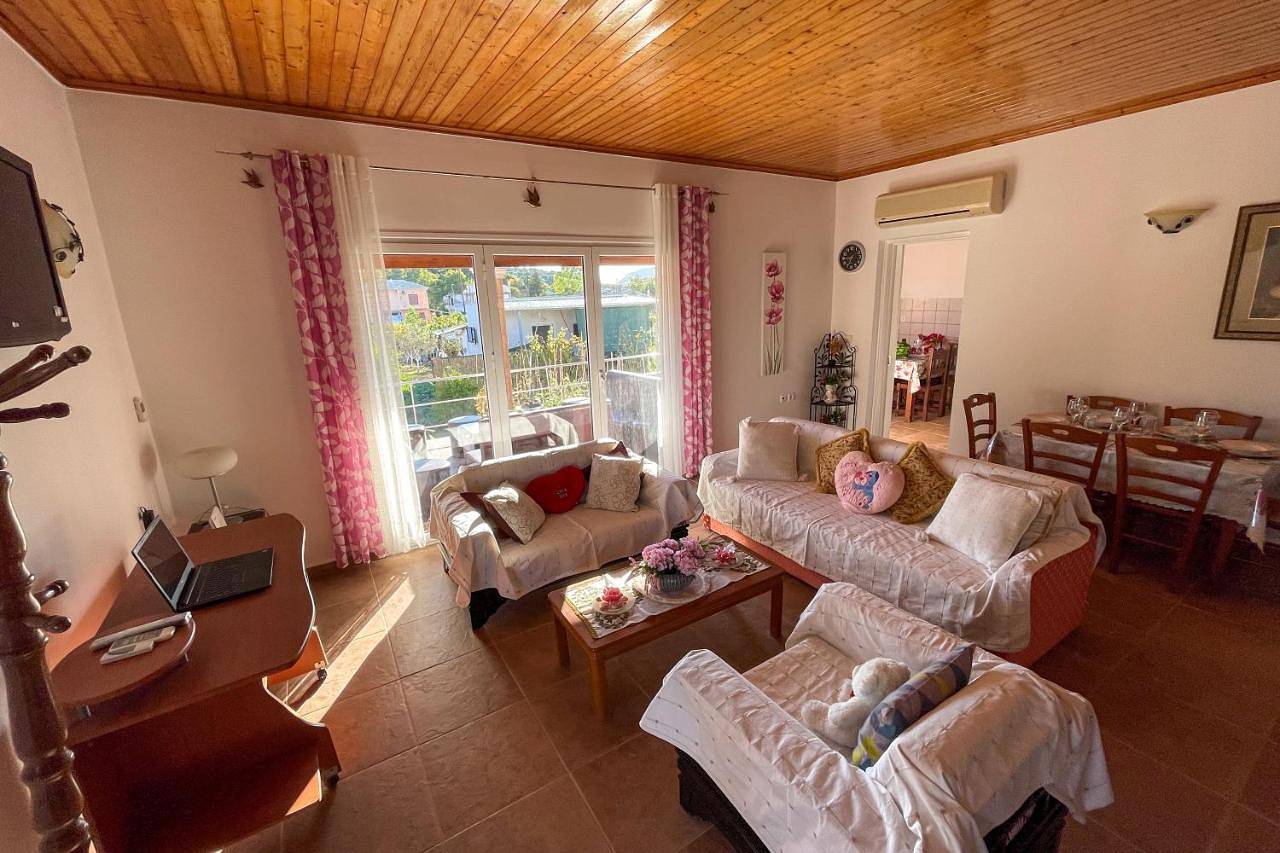 Villa Vicky Corfu in Άγιο Ιωάννη (Κέρκυρα), Κέρκυρα