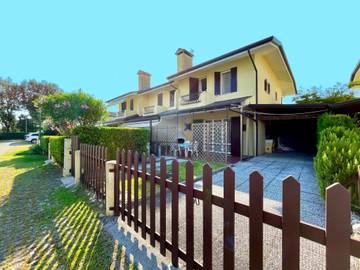 Ferienhaus für 6 Personen, mit Balkon und Garten in Caorle