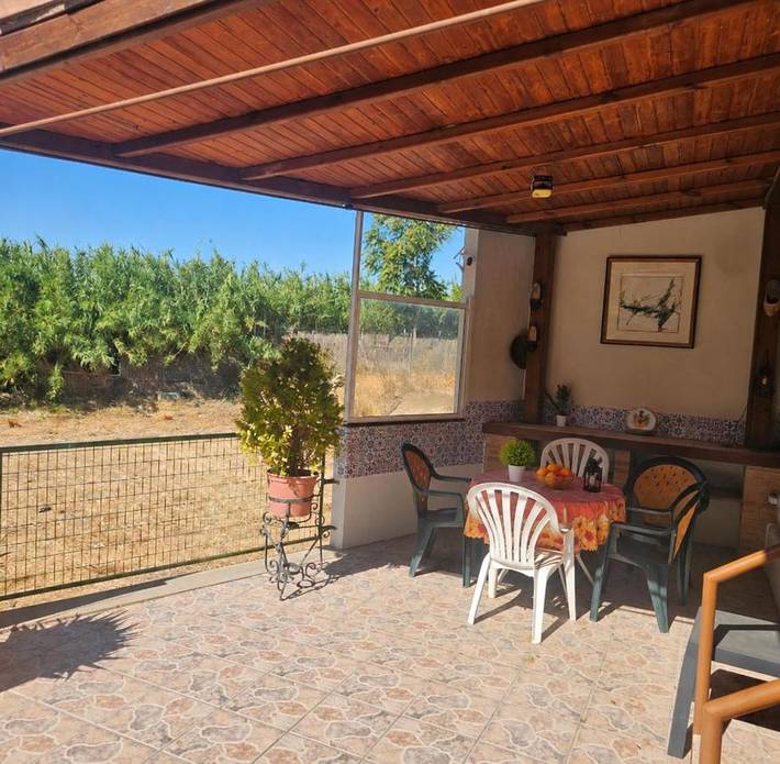 Casa rural para 6 personas, con Terraza además de Jardín y Vistas en Valtierra
