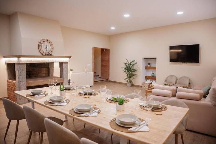 Cottage für 8 Personen, mit Pool und Balkon - 1