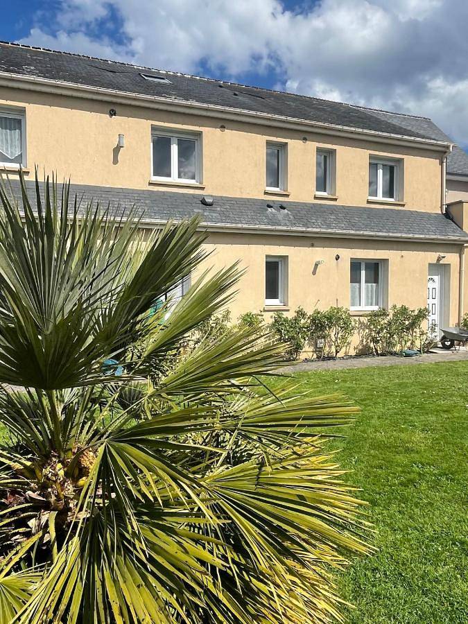 Gîte pour 3 personnes, avec Jardin à Ravenoville