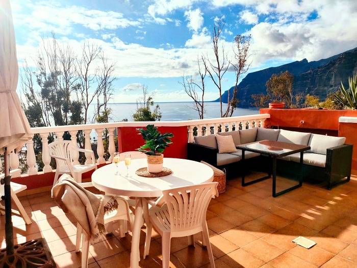 Holiday letting for 4 people, with Terrace and Pool in Acantilados de los Gigantes