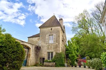 Gîte pour 8 personnes à Sermizelles