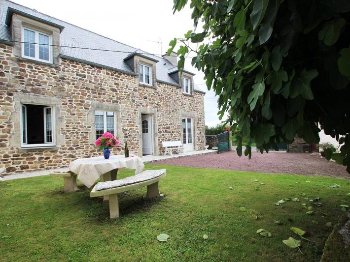 Gîte pour 6 personnes, avec jardin