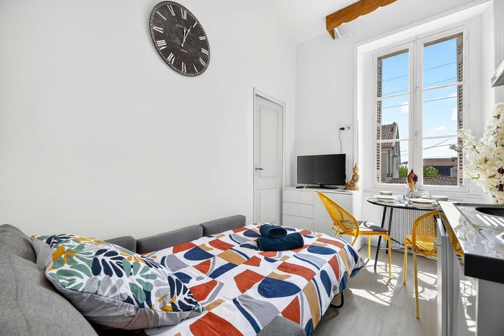 Appartement entier, Tibet - Studio pour 3personnes in Périgueux, Périgord Blanc