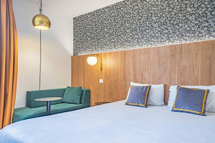 Hôtel pour 3 personnes, avec piscine et jardin, animaux acceptés à Bouc-Bel-Air - 4