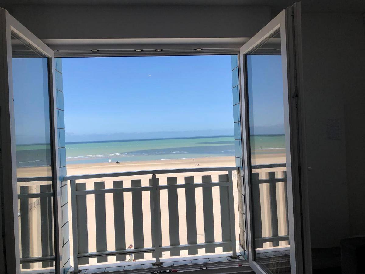 Ganze Wohnung, Appartement sur la plage de Malo les bains vue mer in Plage de Malo-les-Bains, Dünkirchen