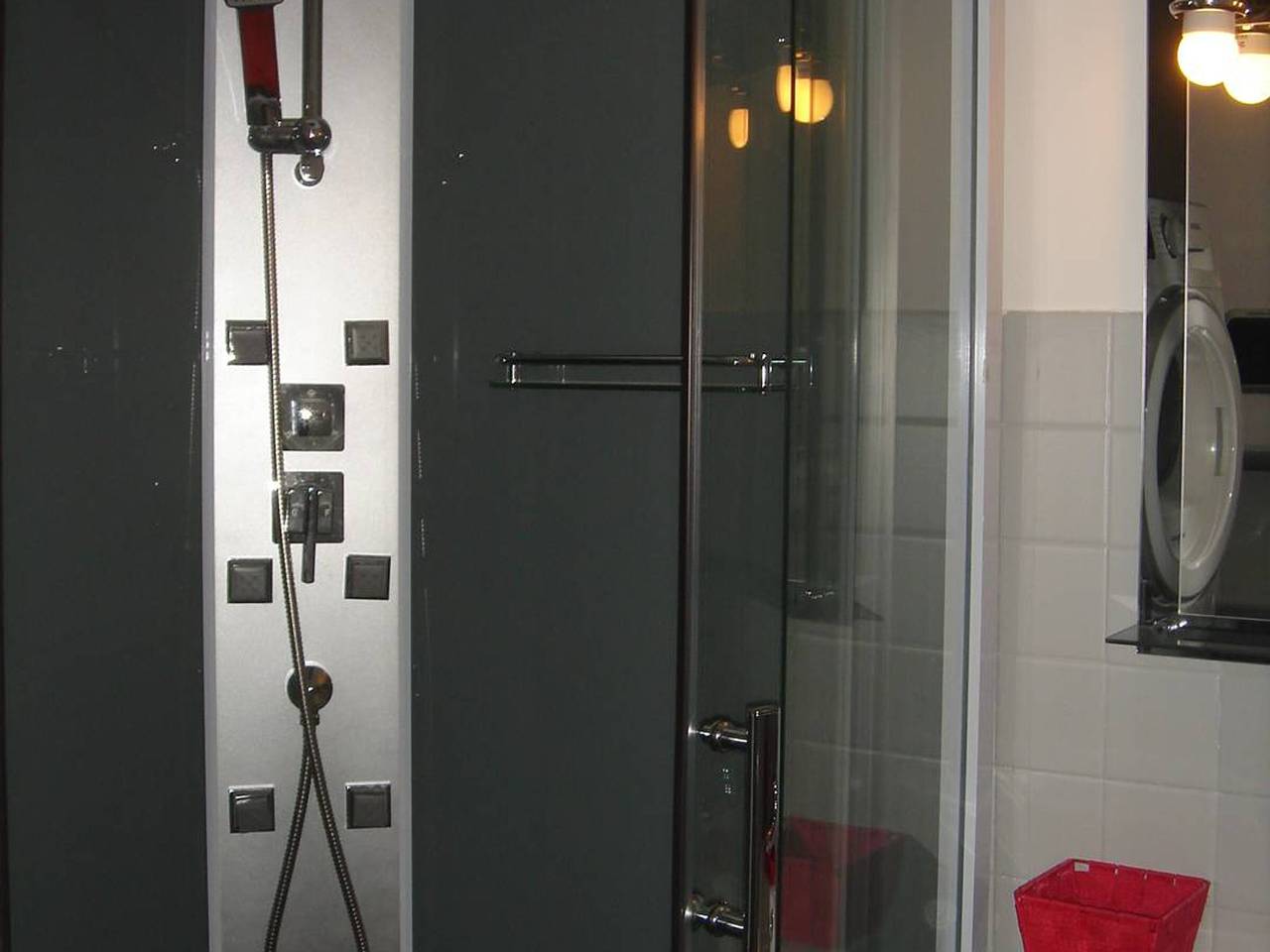 Appartement entier, Appartement F1 avec Wifi à Balaruc-les-Bains in Balaruc-les-Bains, Côte méditerranéenne (France)