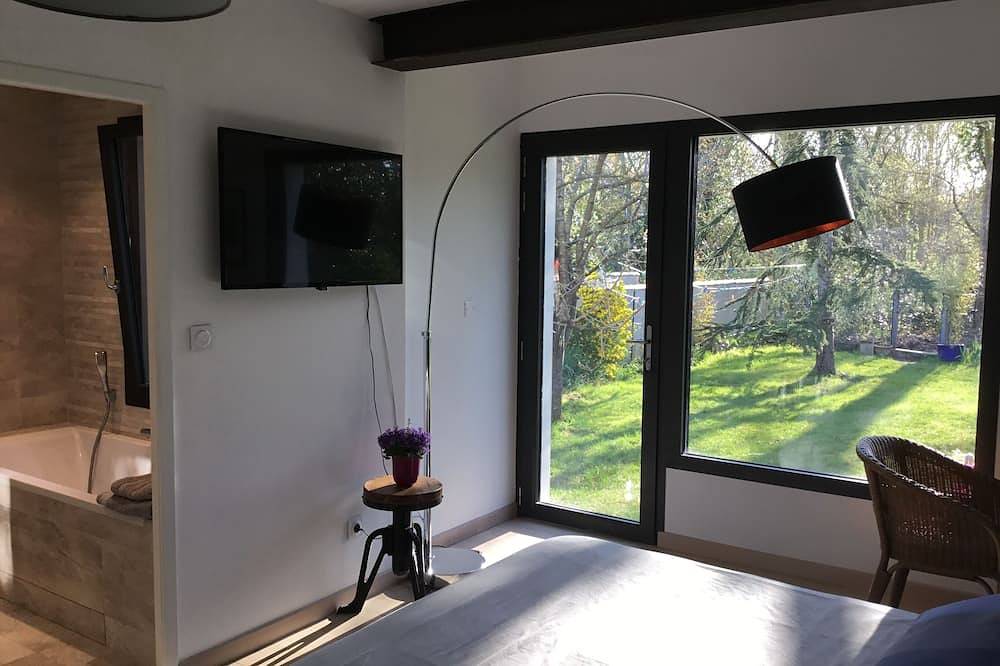 Villa luminosa en una zona verde, cerca de La Rochelle y la Ile de Ré in Périgny, Región de La Rochelle