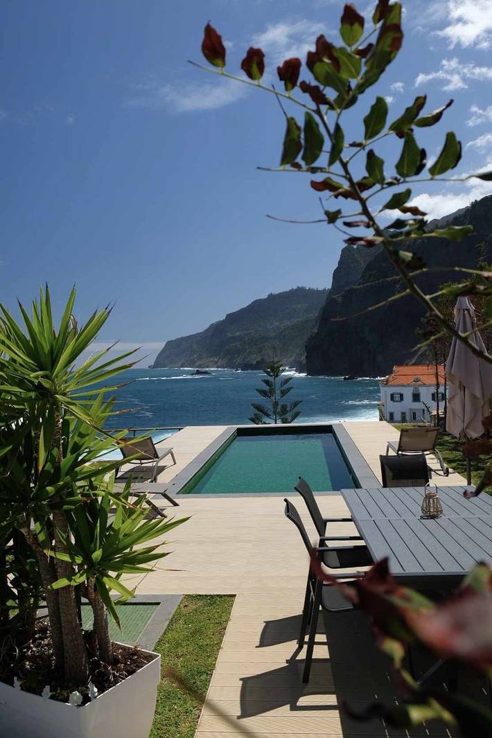 Villa para 6 pessoas, com piscina e terraço e ainda jardim em Madeira