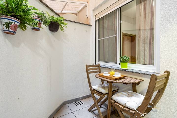 Ganze Wohnung, Ferienwohnung 'Ca La Mercè' mit Privatterrasse, Wlan und Klimaanlage in Camarles, Delta de l'Ebre