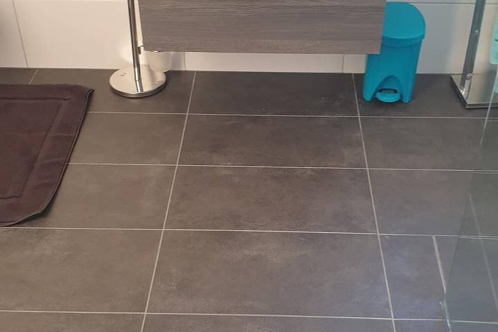 Ganze Wohnung, Klimatisierte Ferienwohnung 1, super Anbindung nach Wien + superschnellem Wifi in Neulengbach, Traisental