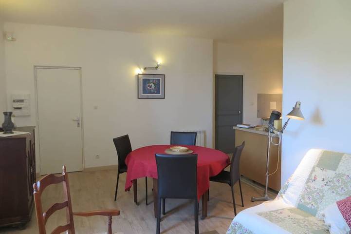 Gîte pour 3 personnes, avec jardin à Pertuis - 4