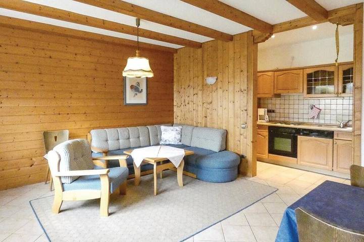 Bauernhof für 4 Personen, mit Pool in Spessart-Mainland