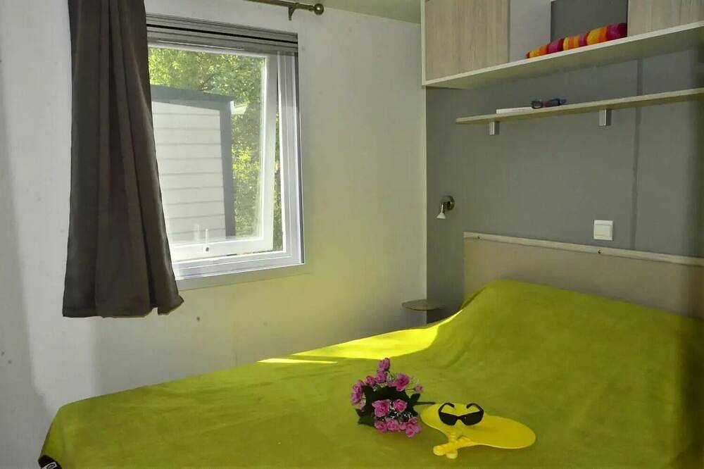 Camping pour 4 Personnes dans Cessenon-sur-Orb, Parc naturel régional du Haut-Languedoc