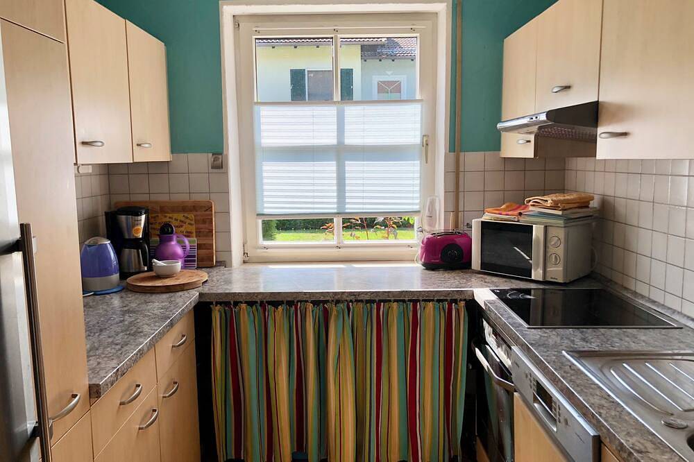 Ganze Wohnung, Ferienwohnung mit Terrasse und Garten in Piding, Berchtesgadener Alpen