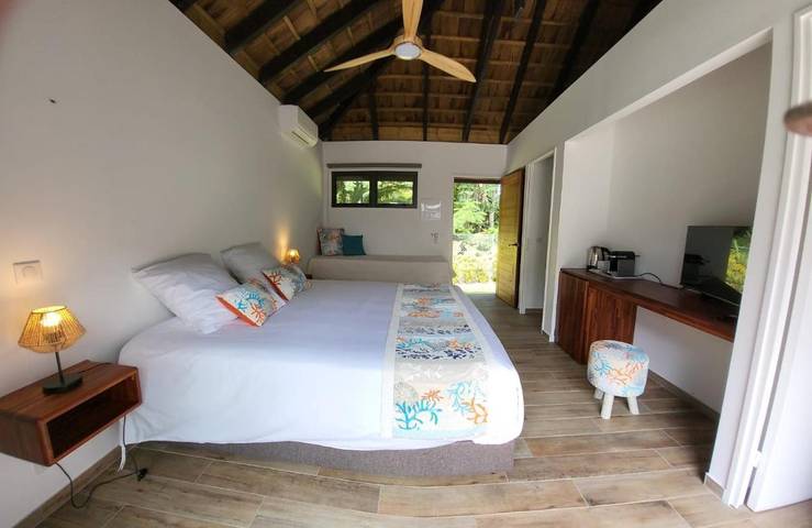 Chambre d’hôte pour 2 personnes, avec terrasse et jardin ainsi que piscine et vue dans Mo'orea - 2