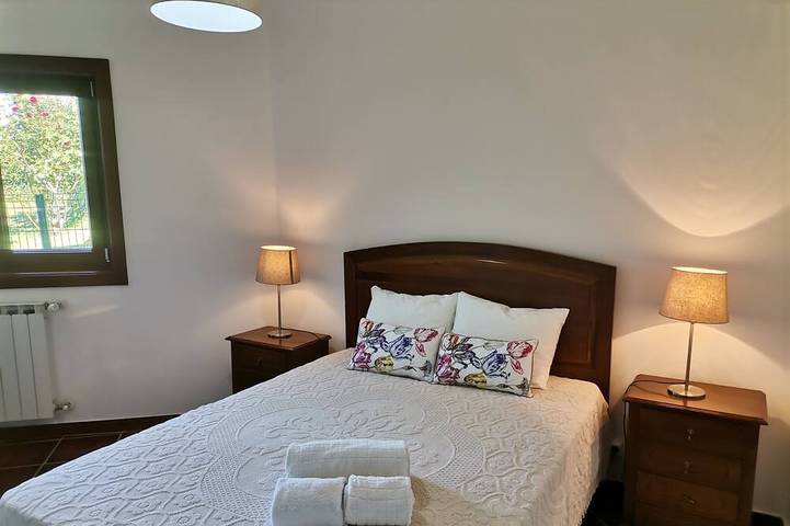 Gîte pour 7 personnes, avec jardin dans Felgar - 3