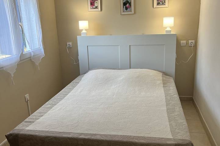 Gîte pour 5 personnes, avec jardin à La Tour-d'Aigues - 3