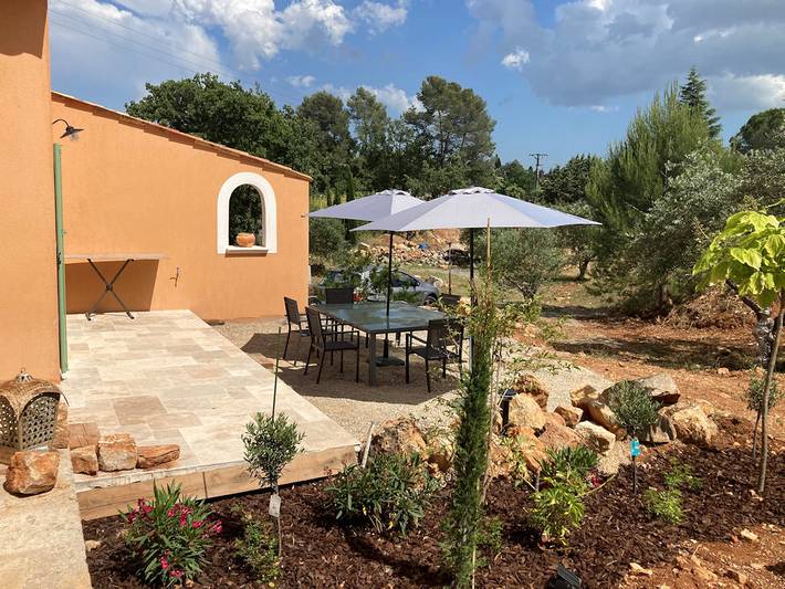Gîte pour 4 personnes, avec jardin ainsi que terrasse et piscine à Draguignan - 3
