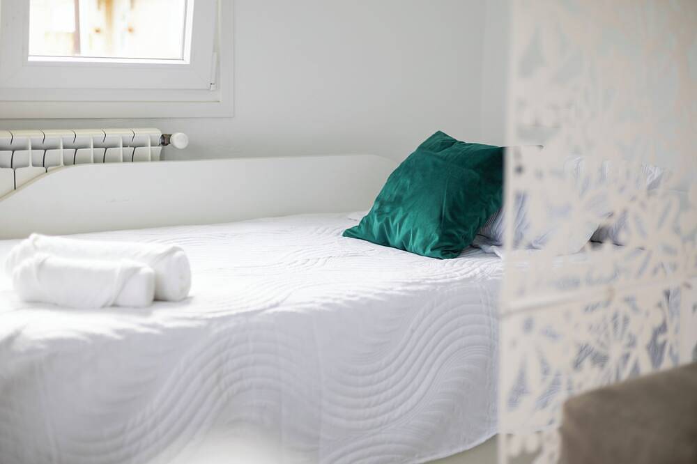 Villa Las Catedrales | Swimming Pool | Beach Front | in Barreiros, Galician Coast