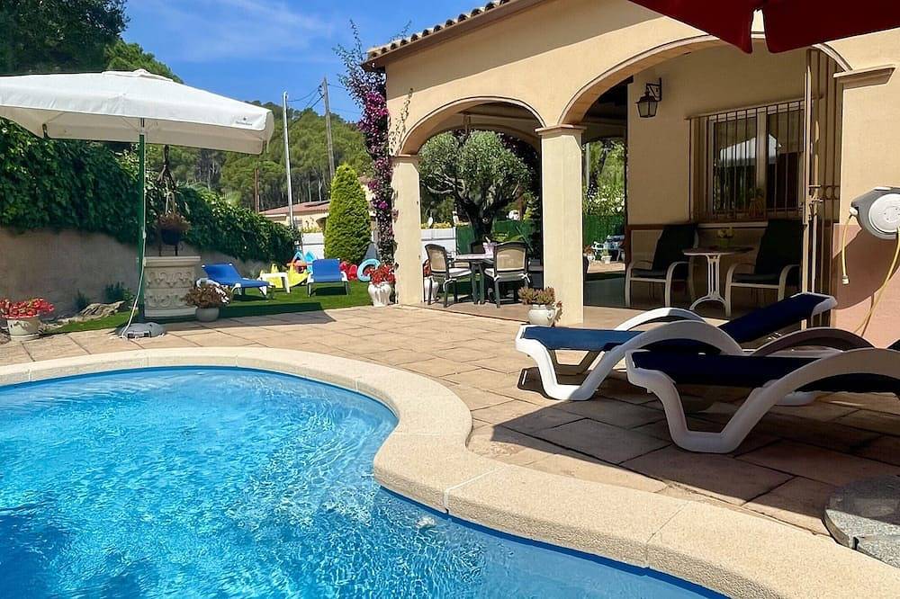Casa vacanza a Pals a partire da 185€ a notte