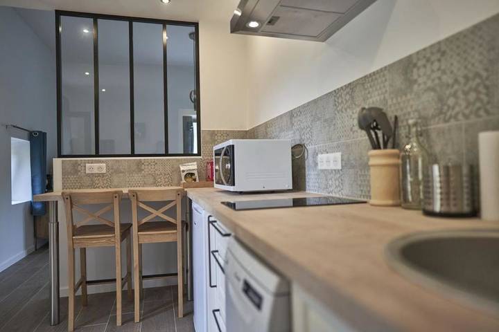 Gîte pour 2 personnes, avec jardin à Arbois (homonymie) - 3