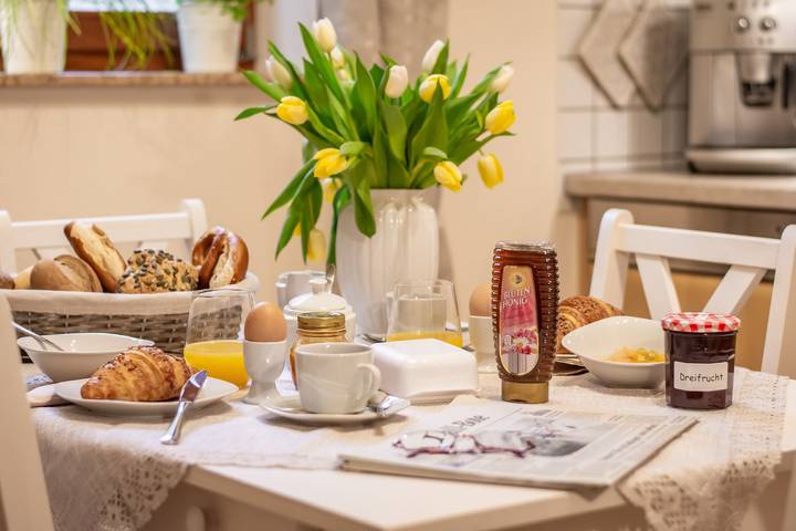 Ferienwohnung für 2 Personen, mit Terrasse und Balkon/Terrasse, kinderfreundlich in Bad Aibling - 2