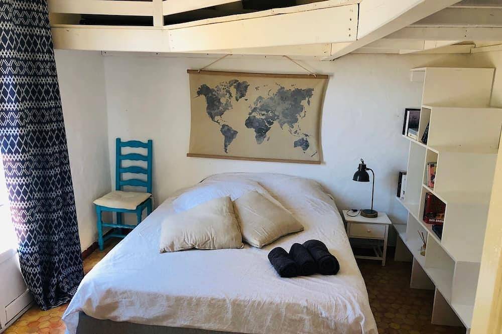 Iijzniejdnziejndjin in Coti-Chiavari, Ajaccio und Umgebung