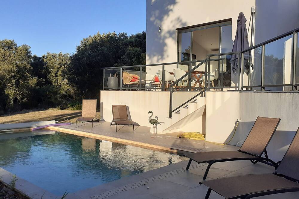 Villa Rossa, Contemporary Little corner of Paradise<br>2 minuti dalle spiagge! in Belgodere, Calvi e dintorni