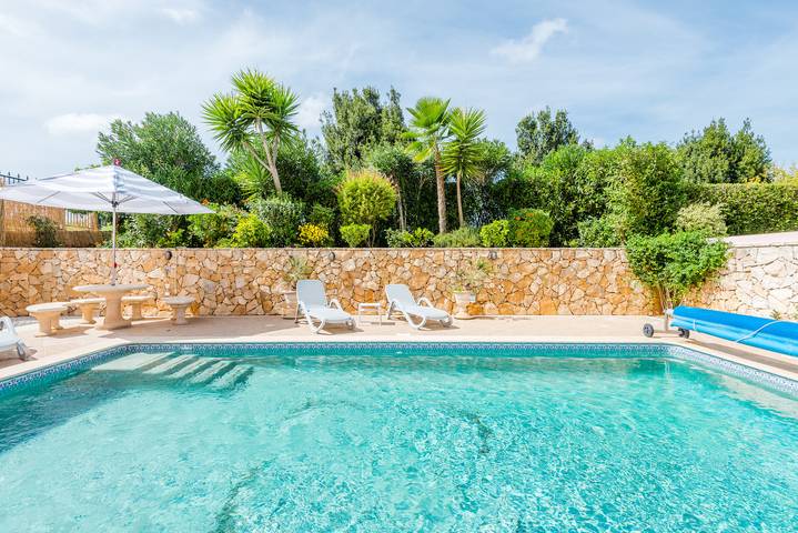 Villa para 8 pessoas, com Jardim em Santa Maria