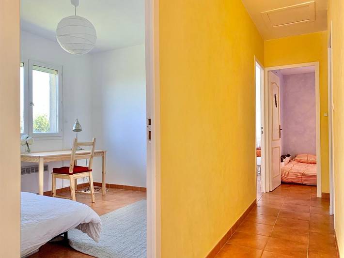 Location de vacances pour 8 personnes, avec vue ainsi que jardin et piscine à Rochefort-du-Gard - 3