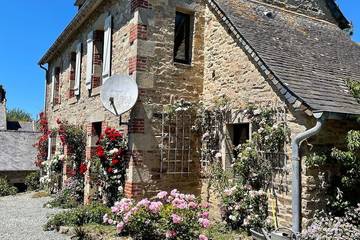 Cottage pour 9 personnes, avec jardin, animaux acceptés à Saint-Michel-en-Grève