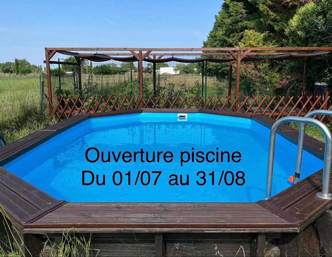 Chambre d'hôte " L'Albizia " in Marsillargues, Côte méditerranéenne (France)