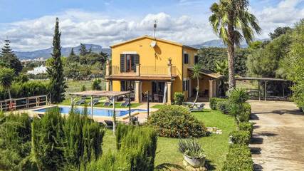 Finca in Puig de Santa Magdalena, Inca für 8 