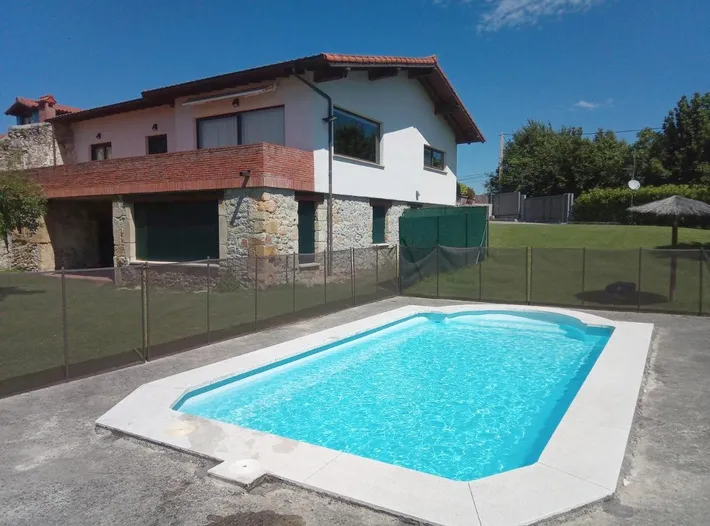 Casa de vacaciones para 8 personas, con jardín además de piscina y vistas - 1