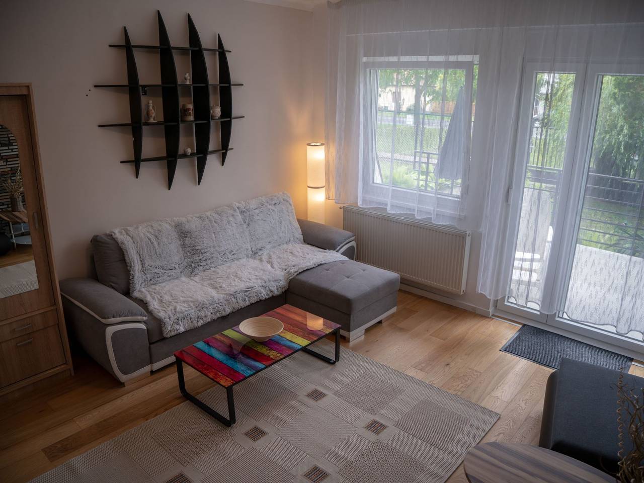 Doppelhaushälfte für sechs Personen mit Garten in Szántód, Orilla sur del lago Balaton