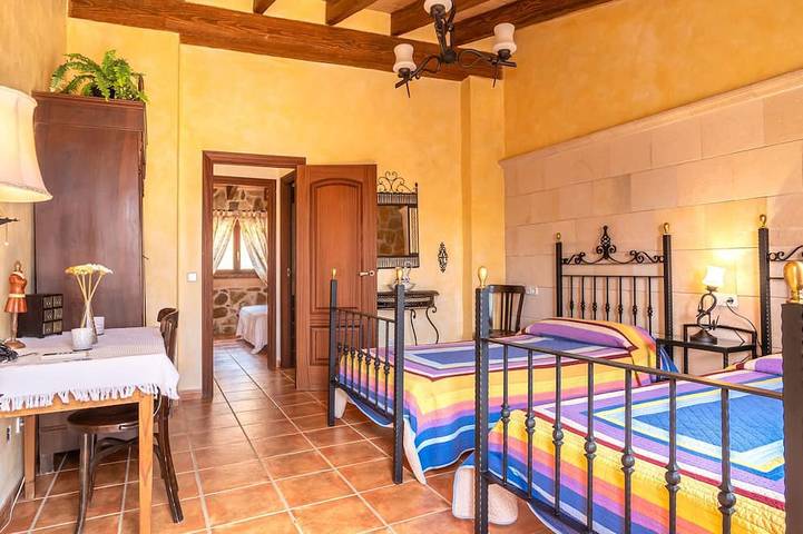 Maison Pueblo in Porreres, Majorque du Sud