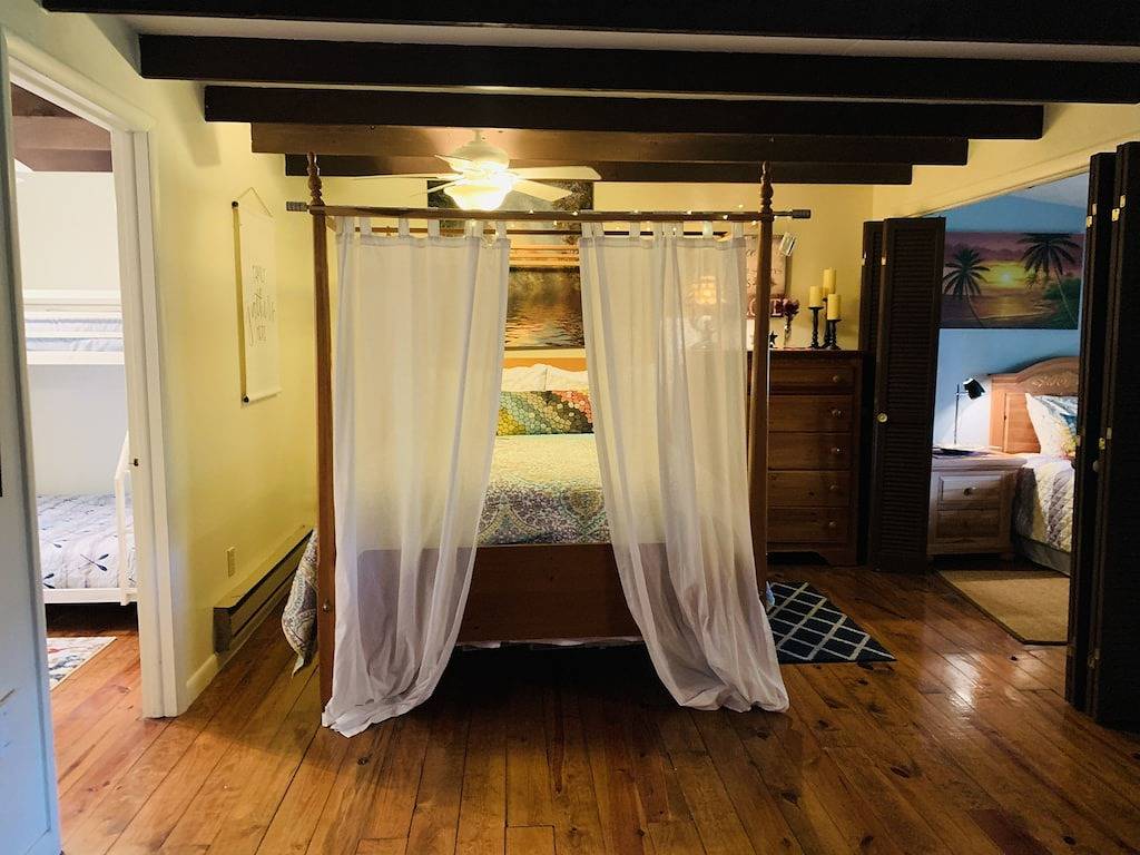 Gemütliches Lakeside Homestead in Hardy County