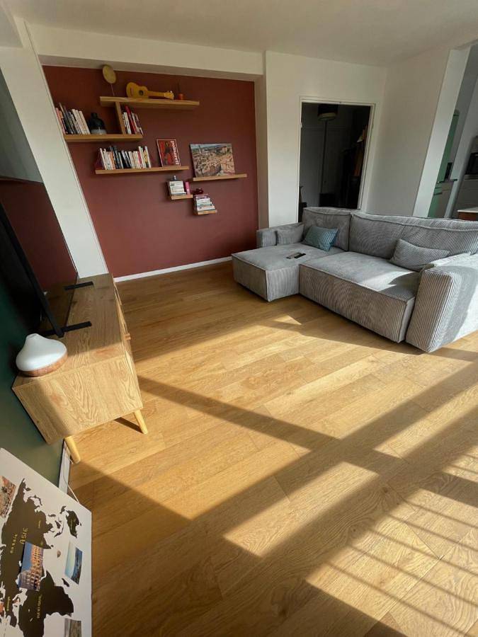 Appartement de vacances entier, Chambre privée chez l'habitant avec accès à des espaces partagés in Caen, Région de Caen