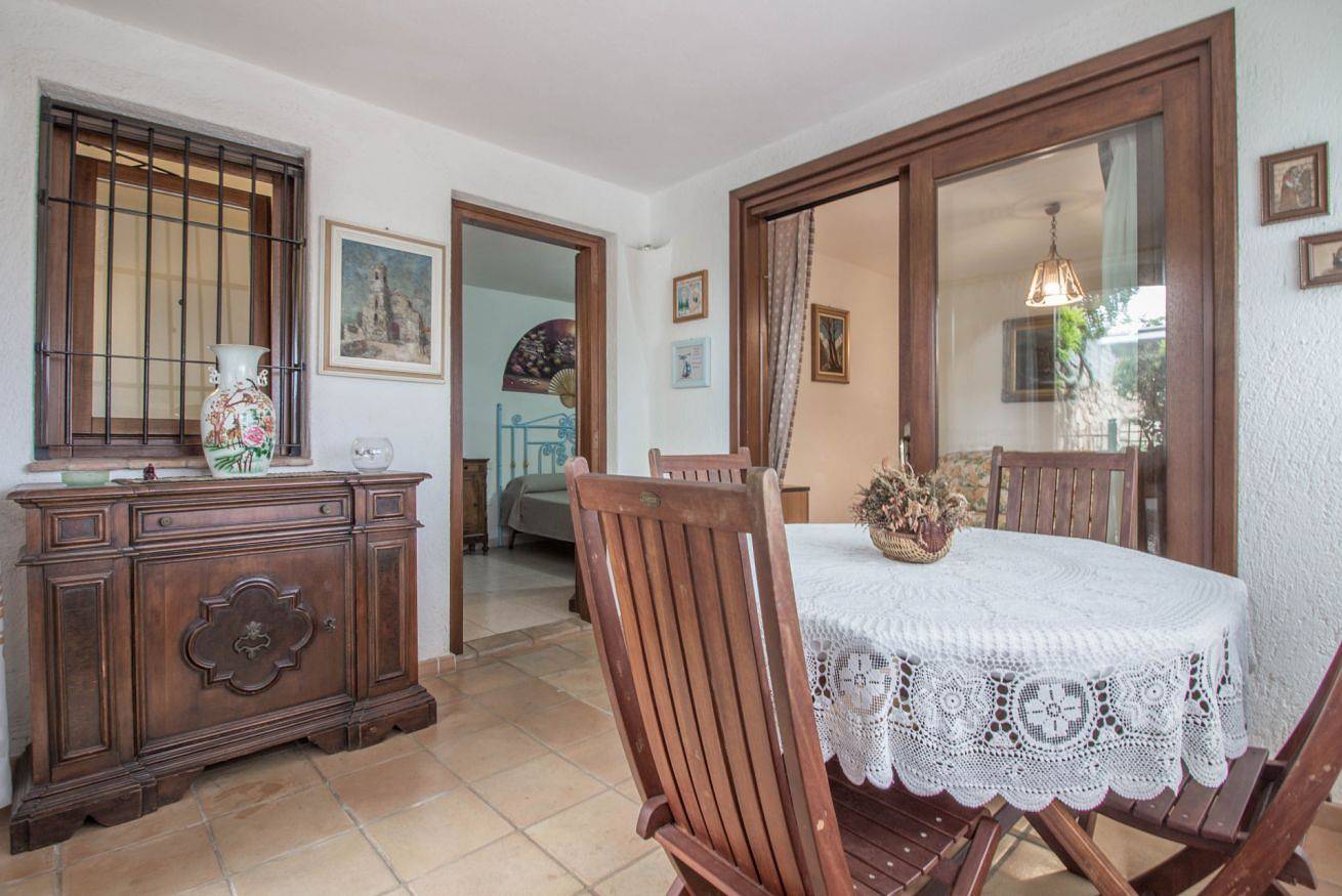 Appartamento intero, Guesthost - Cozy Flat with Garden & Parking in Porto San Paolo, Loiri Porto San Paolo